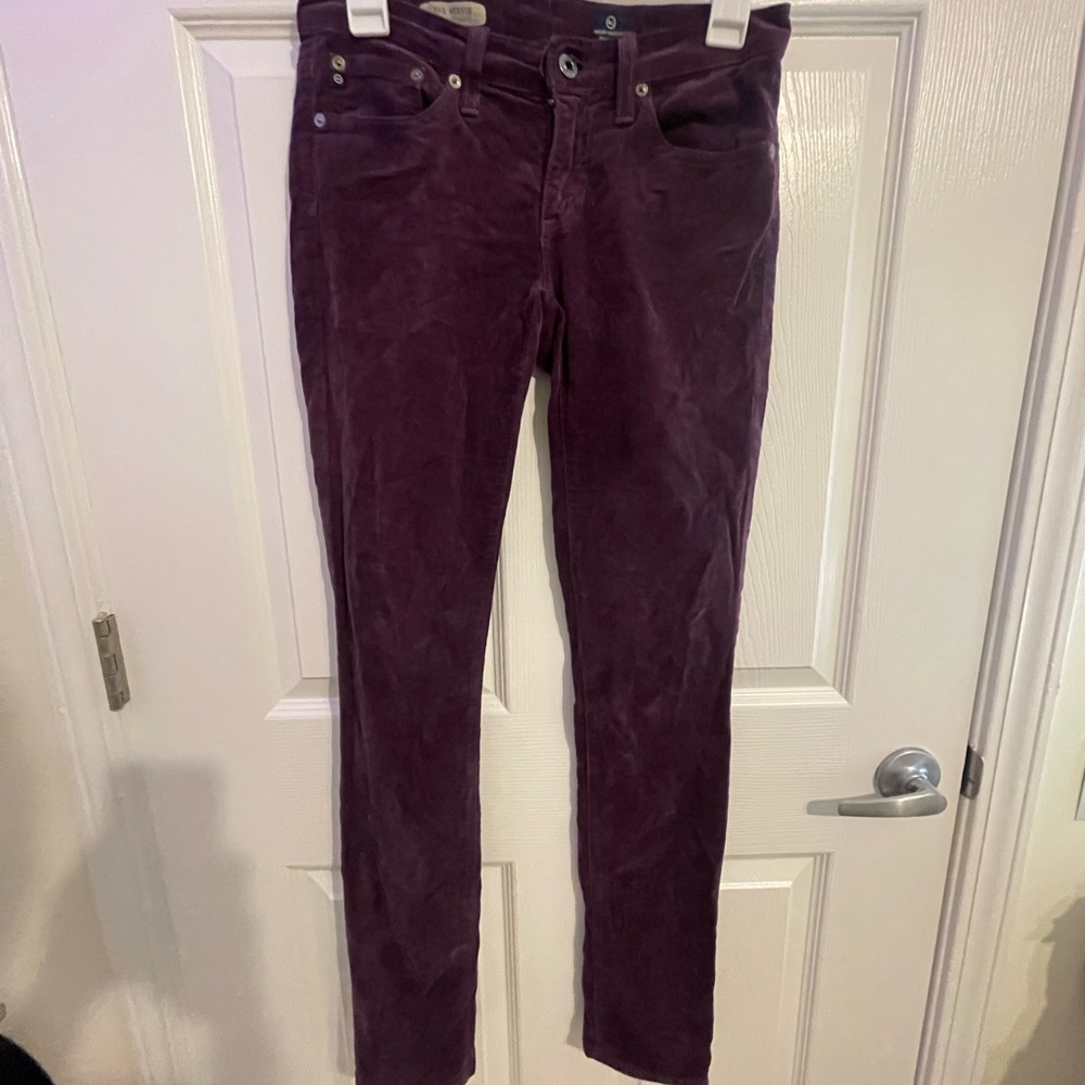 High rise bootcut corduroy purple pants
Size: 00
Brand: Adriano Goldschmied